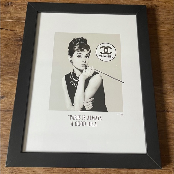 FAIRCHILD PARIS-NWT Framed Art-CHANEL & Audrey - Picture 9 of 9
